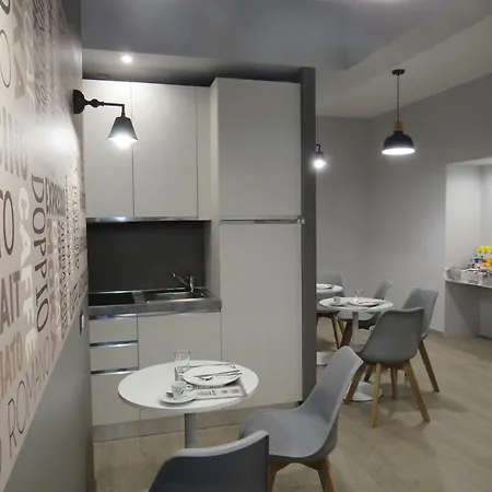Pianeta 127 فندق مبيت وإفطار روما